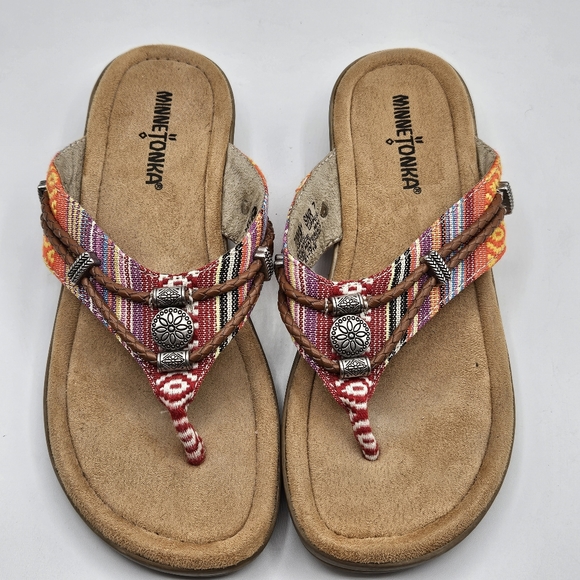 Minnetonka between the toe thong sandals size 7 - Picture 10 of 12
